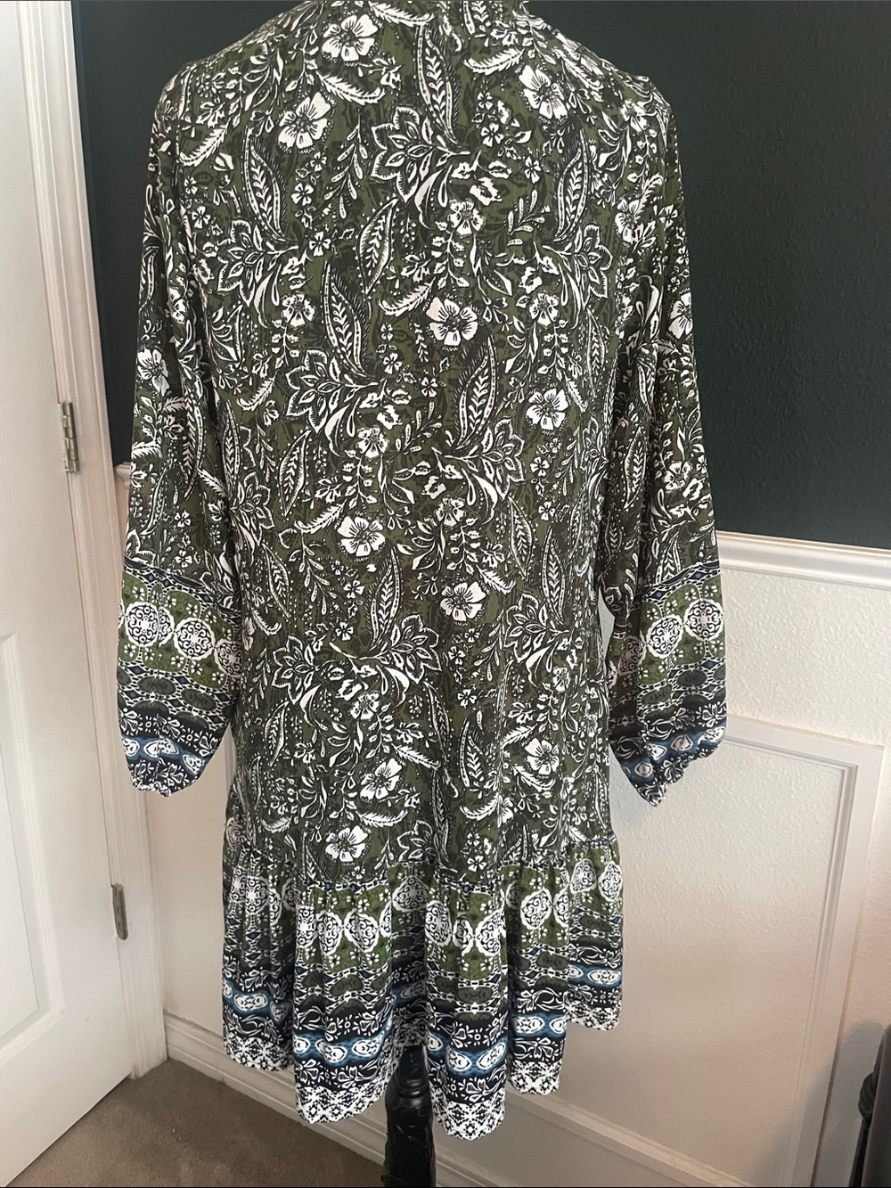 Rachel Zoe Olive & White Paisley Tie-Neck Long Sleeve Dress with Blue Border - Picture 5 of 5